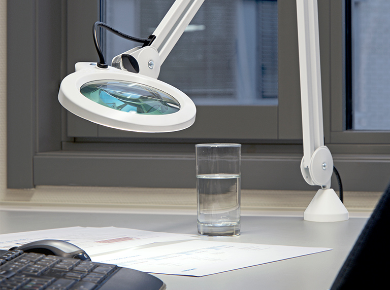 LFM_LED_G2_Office LFM LED bench magnifier in office
