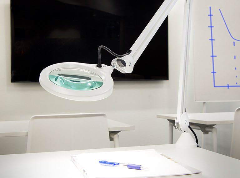 LFM_LED_G2_School 02-Swift-PRO-measuring-microscope-user-AB V19 495